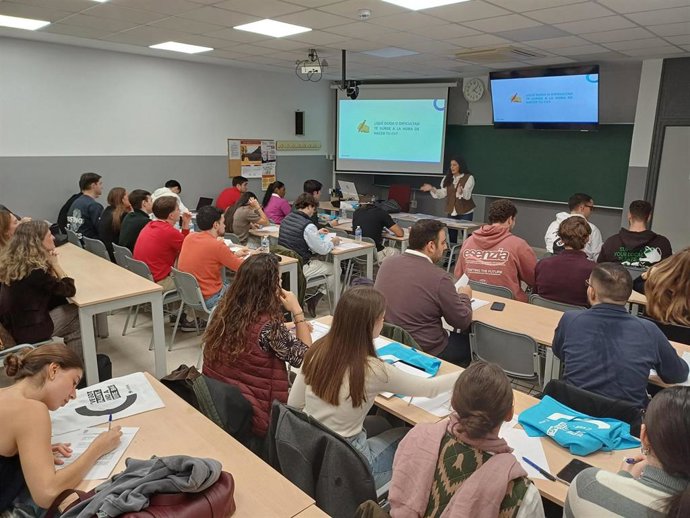 Participantes en el programa 'CaixaBank Talent Tour', destinado a universitarios.