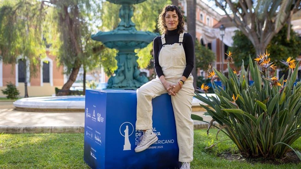 La directora de cine y actriz mexicana Mayra Hermosillo.