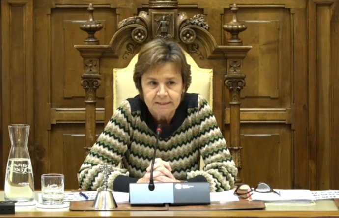 La alcaldesa de Gijón, Carmen Moriyón, preside el Pleno Municipal gijonés.
