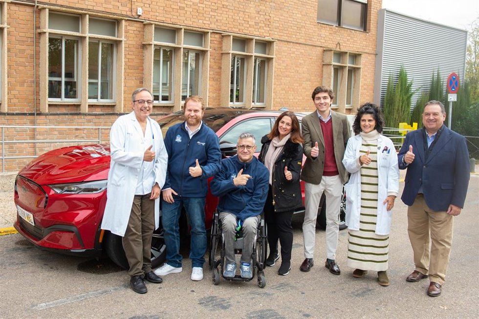 El Hospital Nacional de Parapléjicos presenta "HNP Racing", el primer equipo con coche adaptado que competirá en un Eco Rallye en España.