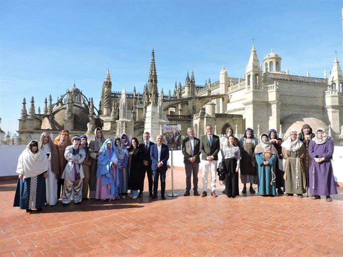 Sanlúcar la Mayor presenta su 'Belén viviente', en un acto en la Casa de la Provincia.