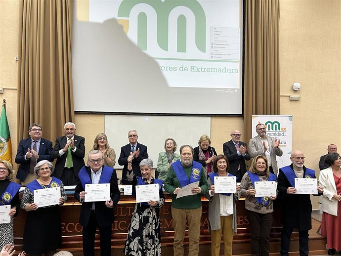 Acto de apertura del curso académico 2025/2026 de la Universidad de Mayores de Extremadura