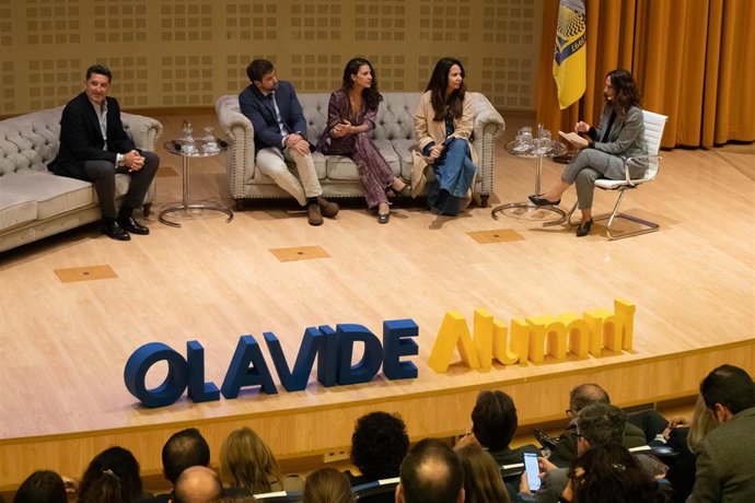 Acto de Re-conecta 2025 en la Universidad Pablo de Olavide de Sevilla.
