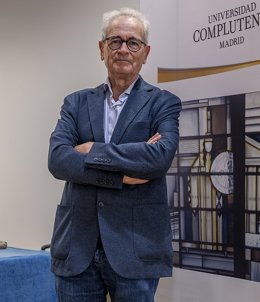 El Centro Andaluz de las Letras rinde homenaje al filósofo Gilles Deleuze con una conferencia de José Luis Pardo