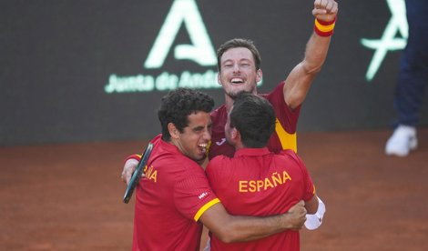 Tenis