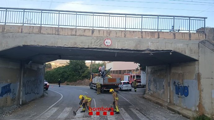 El pont que està en espera de ser revisat 