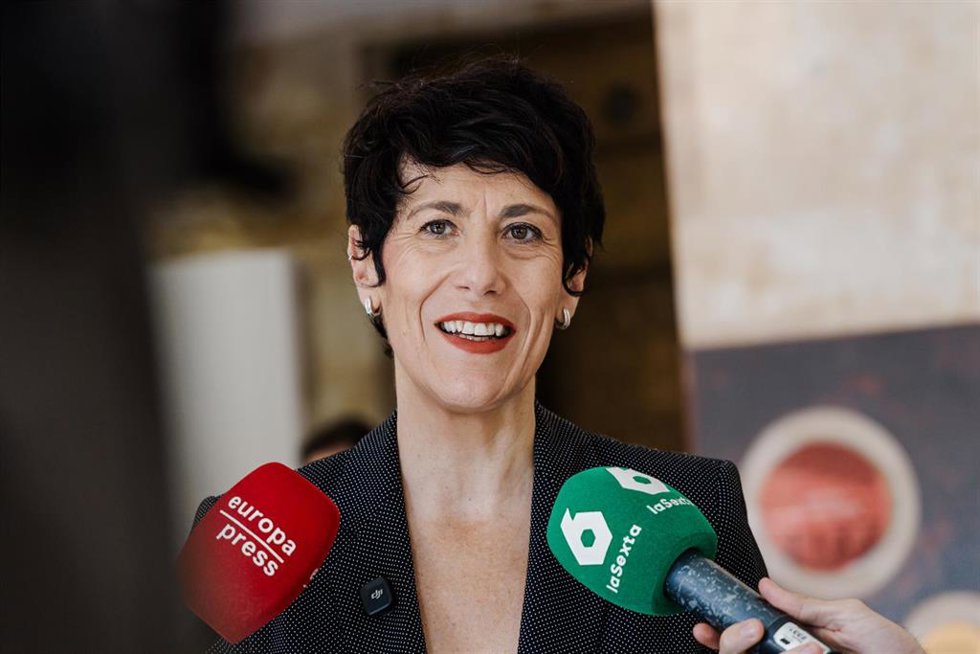 La ministra de Inclusión, Seguridad Social y Migraciones, Elma Saiz.