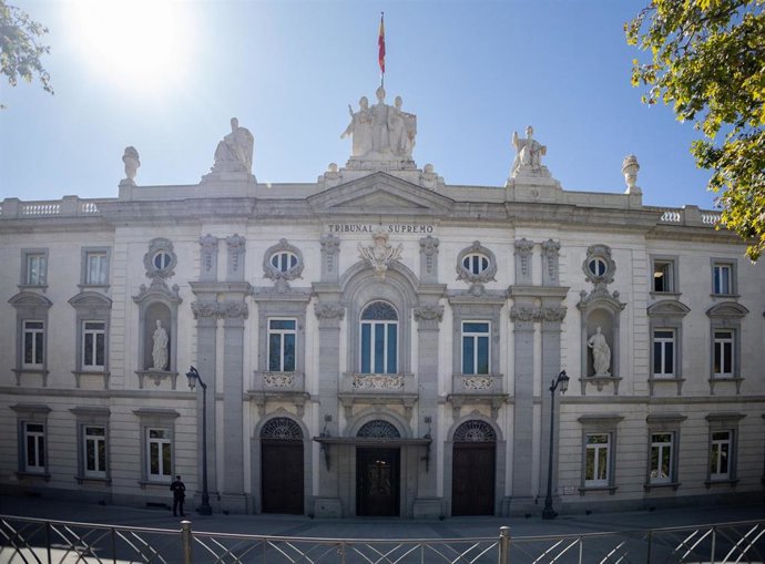 Archivo - Fachada de la sede del Tribunal Supremo
