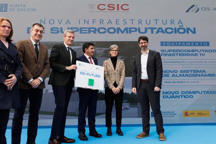 El presidente de la Xunta, Alfonso Rueda, y el delegado del Gobierno en Galicia, Pedro Blanco, participan en el acto de colocación de la primera pedra de la nueva sede del Cesga, a 19 de noviembre de 2025.