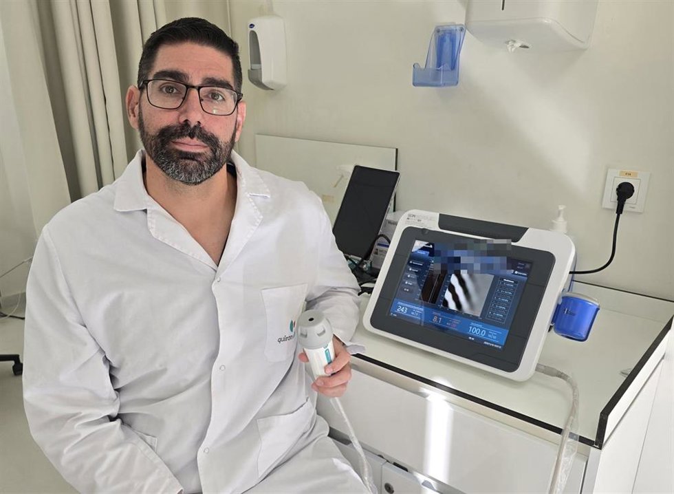 Manuel de Sola, jefe de Digestivo del Hospital Quirónsalud Campo de Gibraltar.