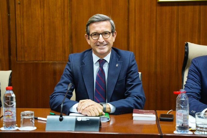 Consejero de de Industria, Energía y Minas de la Junta de Andalucía y presidente de ADA, Jorge Paradela.