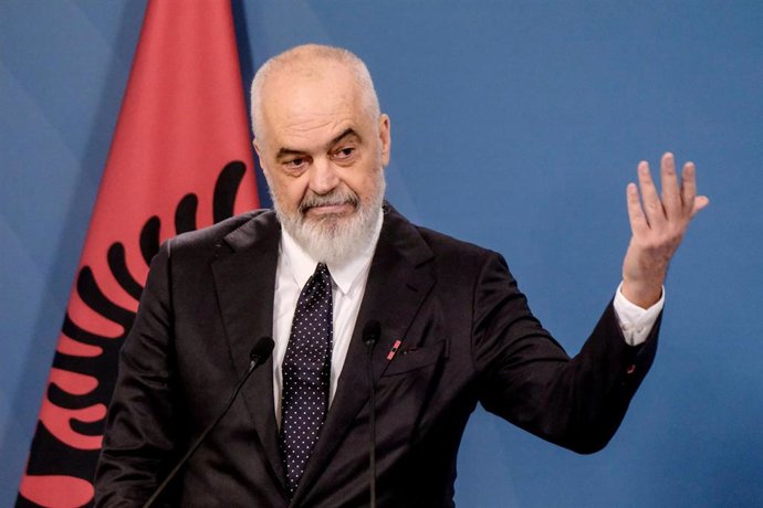 El primer ministro de Albania, Edi Rama, en una rueda de prensa en Italia.