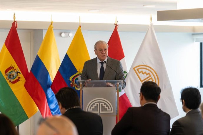 Secretario General de la Comunidad Andina, embajador Gonzalo Gutiérrez.