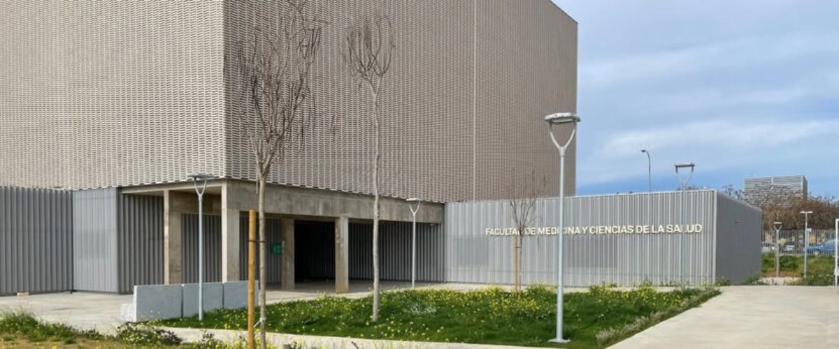 La UEx aprueba que el nuevo edificio de la Facultad de Medicina se denomine  Guillermo Fernández Vara 