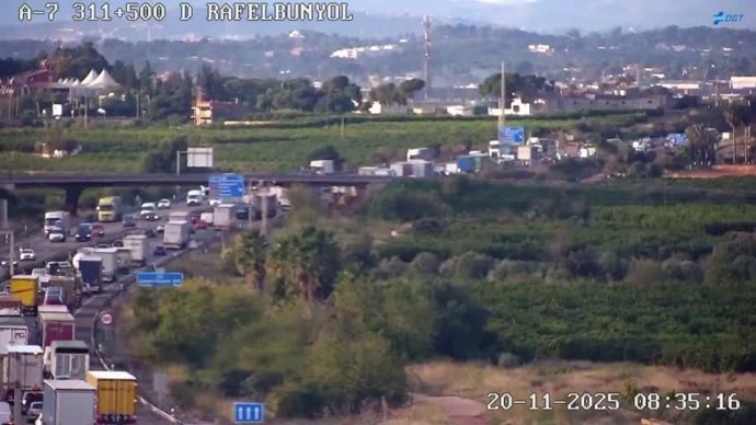 Retencions en l'A-7 a l'altura de Bétera