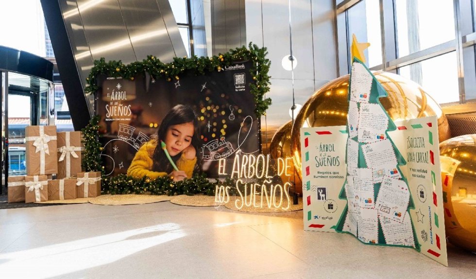 CaixaBank repartirá regalos a más de 34.000 niños en riesgo de vulnerabilidad