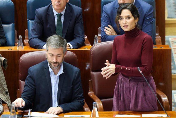 La presidenta de la Comunidad de Madrid, Isabel Díaz Ayuso, durante un pleno en la Asamblea de Madrid