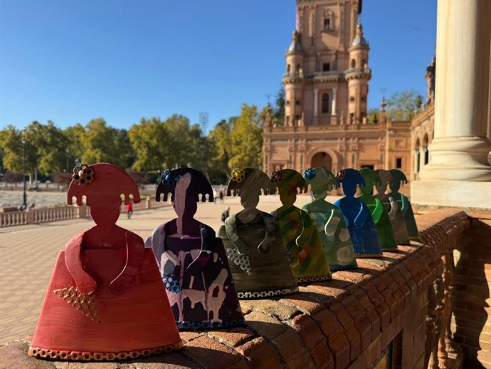 Estatuillas del Premio Menina que entrega la Delegación del Gobierno en Andalucía.