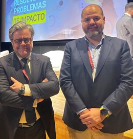 Archivo - (I-D) El Presidente Ejecutivo De Miriad Global, Antonio Navarro, Y El Director General De La Línea De Negocio Miriad Systems, Javier Robles