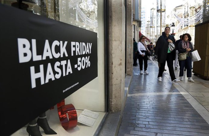 Archivo - Imagen de recurso de 'Black Friday'.