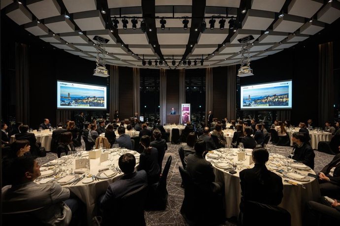 Acción promocional de Málaga y de Costa del Sol en Osaka (Japón) gracias al acuerdo con Qatar Airways, aerolínea que opera la conexión directa entre Doha (Catar) y el aeropuerto Málaga - Costa del Sol.