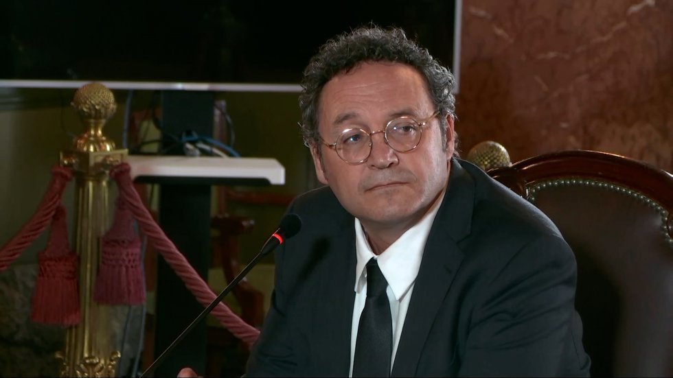 El fiscal general del Estado, Álvaro Ruiz Ortiz, sentado en el banquillo del Tribunal Supremo