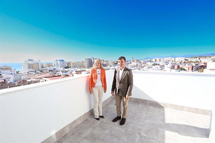 La alcaldesa, Ángeles Muñoz, ha visitado este jueves los inmuebles, acompañada del edil de Obras, Diego López, y ha recordado que estas unidades se ubican en el antiguo edificio de la Escuela Oficial de Idiomas.