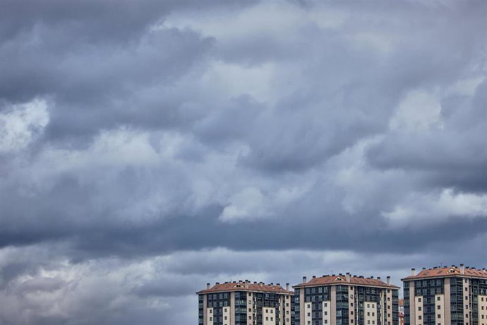 Archivo - Foto de recurso de edificios.