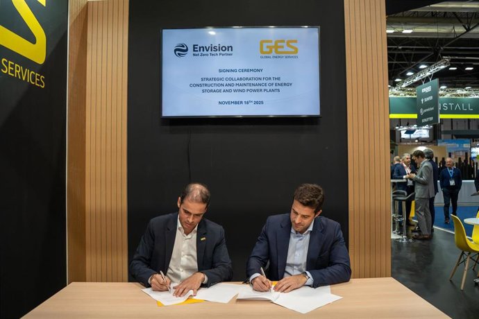 Firma del acuerdo entre GES y Envision