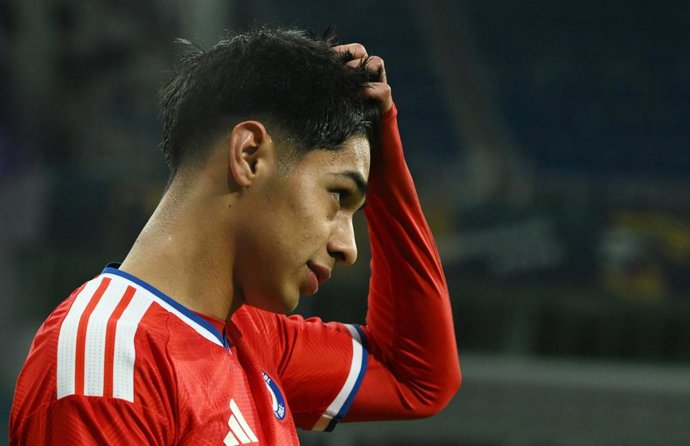 Futbol, Chile vs Peru Partido amistoso 2025 El jugador de la seleccion chilena Dario Osorio, centro, celebra su gol durante el partido amistoso contra Peru disputado en el Estadio Olimpico Fisht de Sochi, Rusia. 18/11/2025 Sipa/Photosport  Football,