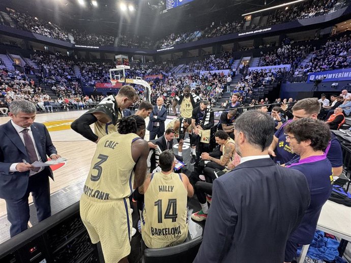 Anadolu Efes - Barça