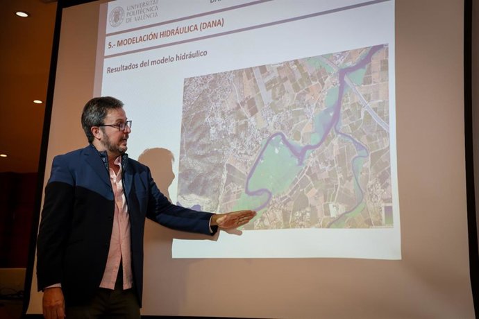 Torrent presenta el informe de la UPV sobre los daños de la dana de octubre de 2024