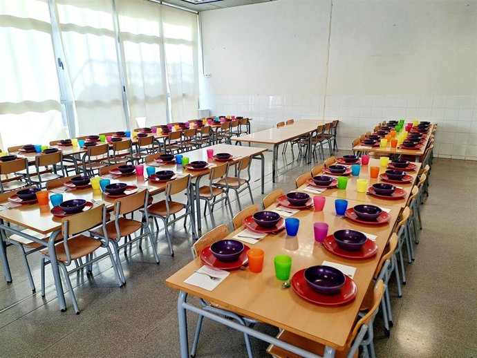 Archivo - Comedor escolar en Baleares.