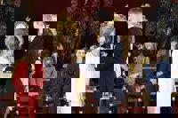 El Rey ensalza el "servicio ejemplar" de la Reina Sofía y su apoyo a Juan Carlos I en su "acertada apertura democrática"