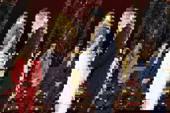 La Reina Doña Sofía recibe el Toisón de Oro