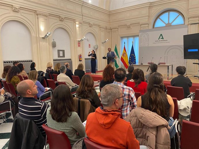 Formación en Granada del protocolo andaluz para la atención a mujeres con discapacidad víctimas de violencia machista.