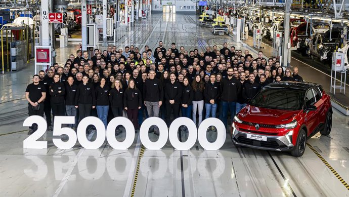 Fabricación de la unidad 2,5 millones del Renault Captur en Valladolid.