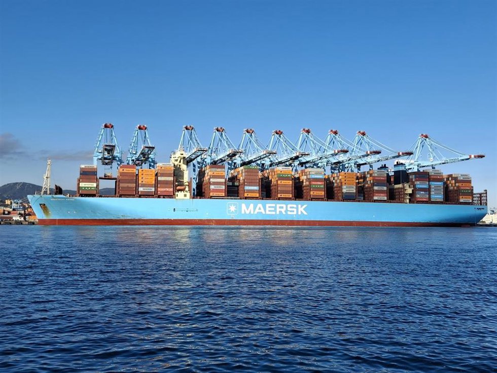 Un buque con contenedores en el puerto de Algeciras.