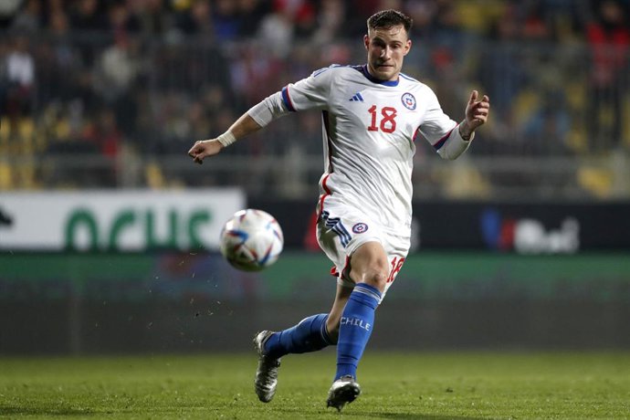 Archivo - Futbol, Chile vs Republica Dominicana. Partido amistoso 2023. El jugador de la seleccion chilena Bruno Barticciotto es fotografiado durante el partido amistoso contra Republica Dominicana disputado en el estadio Sausalito de Vina del Mar,