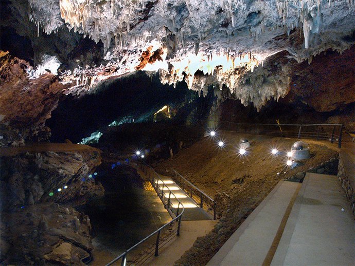 Archivo - José Mercé protagoniza este sábado 'Los Conciertos de El Soplao, el escenario más antiguo del mundo'