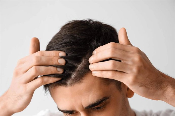 Xpecia Hombre, el suplemento que frena la caída del cabello y refuerza su crecimiento desde el interior