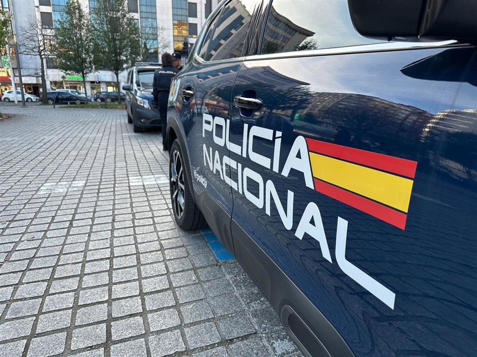 Archivo - Coche de la Policía Nacional.-ARCHIVO