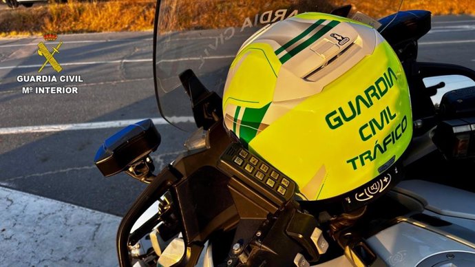 Vehículo de la Guardia Civil de Tráfico.