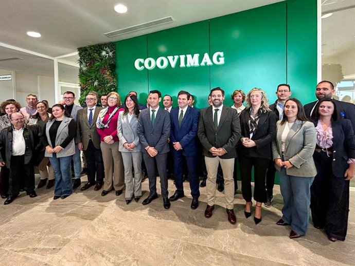 Inauguración de la Sociedad Cooperativa Agraria de Castilla-La Mancha Virgen del Monte de Bolaños de Calatrava.