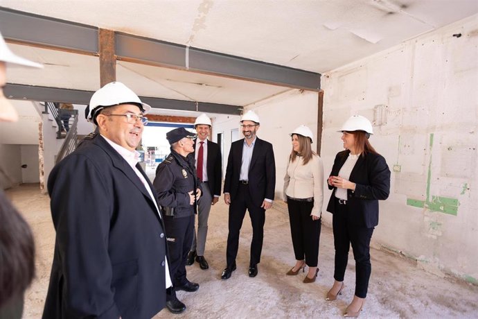 El delegado del Gobierno en la Región de Murcia, Francisco Lucas, visita las obras de reforma integral de la Comisaría de Policía Nacional de Molina de Segura,