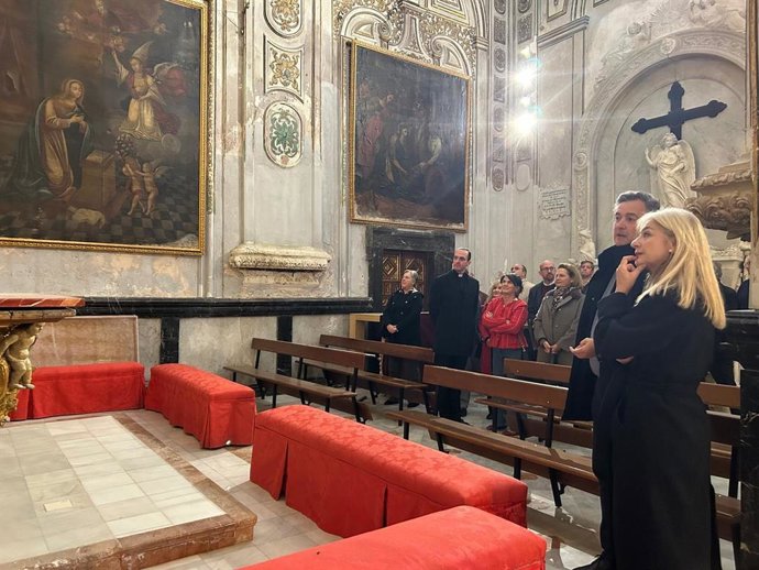 Del Pozo, en el interior de la iglesia de San Miguel de Morón de la Frontera.