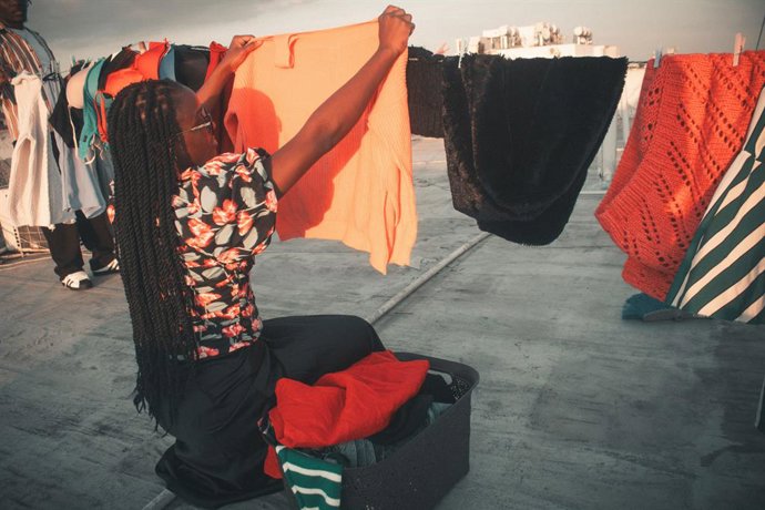 ¿La Ropa Tendida Está Húmeda O Fría? El Sencillo Truco Para Distinguilo