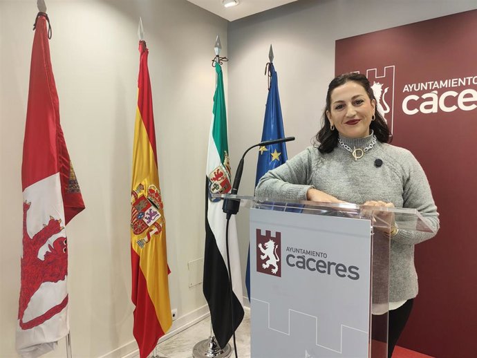 La concejala de Festejos, Soledad Carrasco, en la rueda de prensa de presentación del encendido de la Navidad 2025