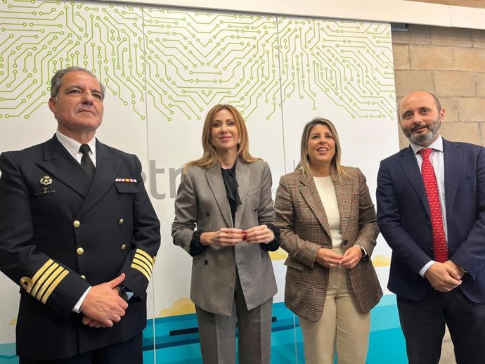 La consejera de Empresa, Empleo y Economía Social, Marisa López Aragón, el capitán de navío, Juan Manuel Torrijos, la alcaldesa de Cartagena, Noelia Arroyo, y el director general del Info, Joaquín Gómez, durante la presentación