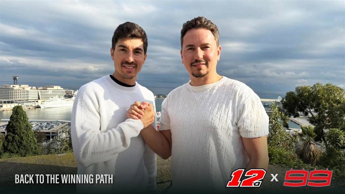 Maverick Viñales y Jorge Lorenzo unen fuerzas